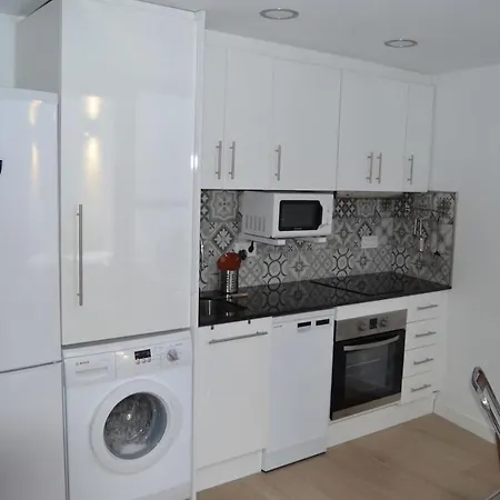 Duplex Alameda De Hercules 아파트 *